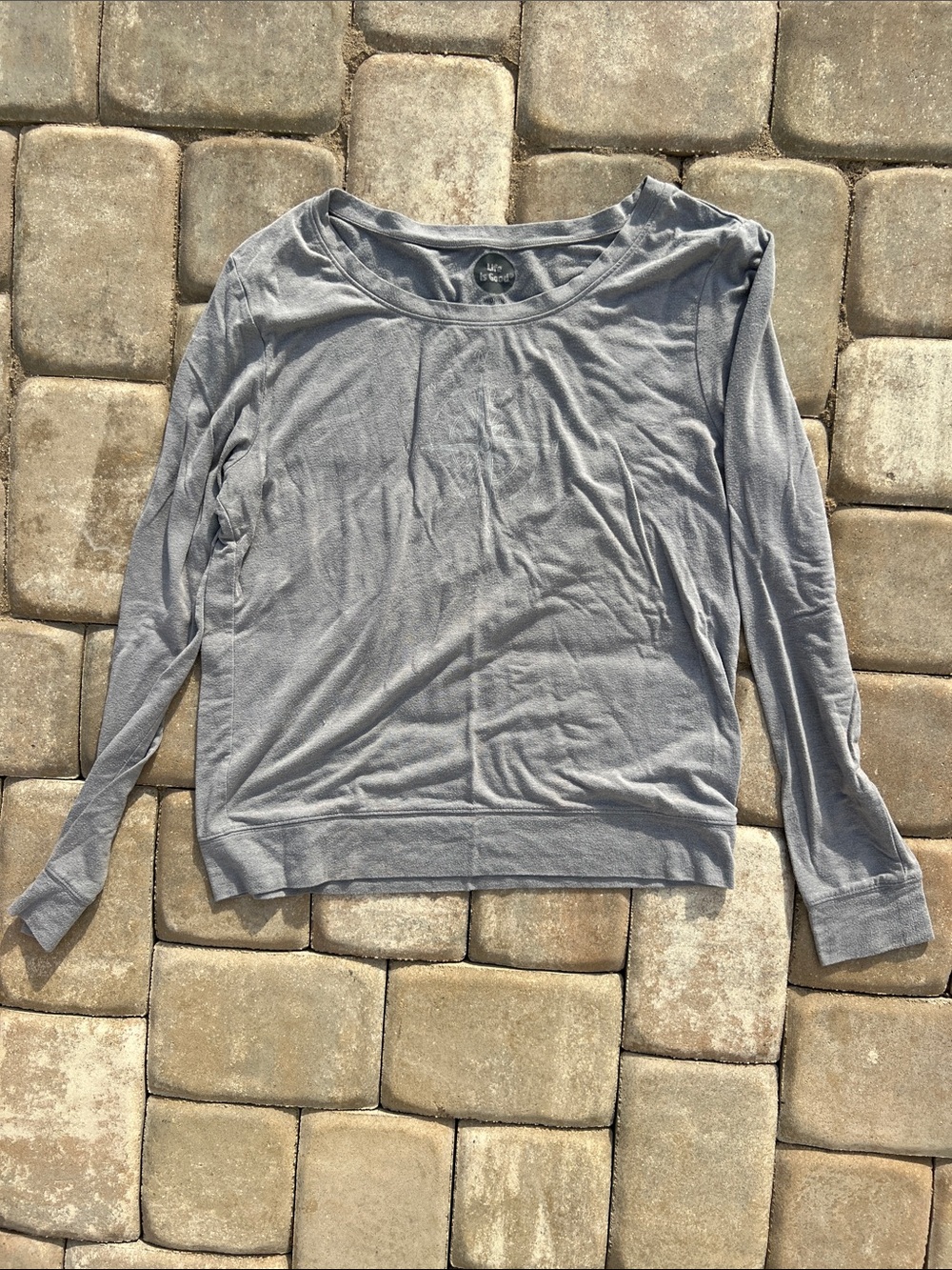 Life Is Good Women's Gray Compass Graphic Tee with White Print - Picture 2 of 3